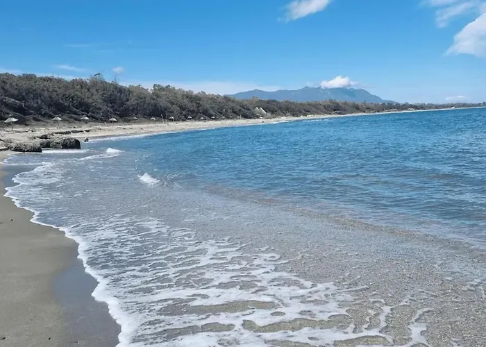 Convivial A Avec Piscine